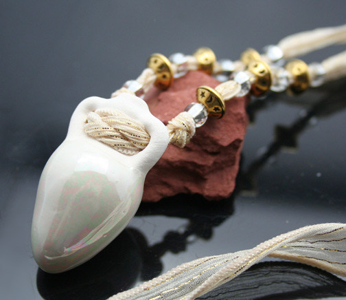 aromatherapy jewelry